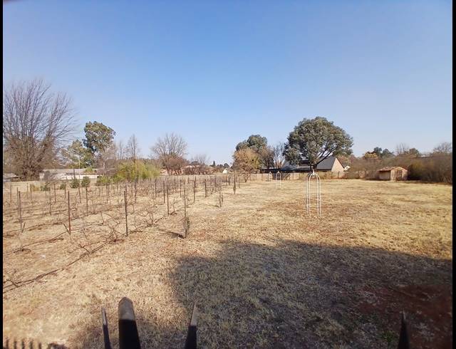 4,064M² VACANT LAND FOR SALE IN HENLEY ON KLIP